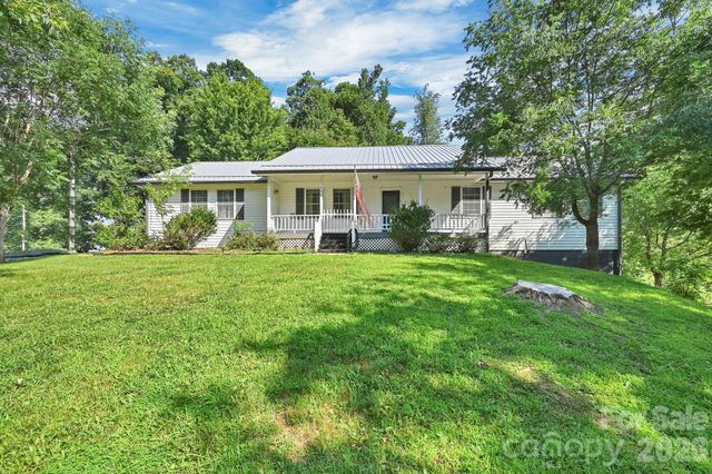 553 Morgan Branch Road, Marshall, NC 28753