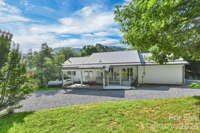 553 Morgan Branch Road, Marshall, NC 28753