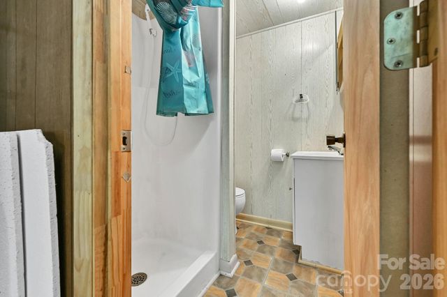 553 Morgan Branch Road, Marshall, NC 28753