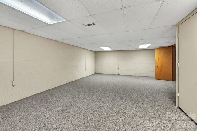 553 Morgan Branch Road, Marshall, NC 28753