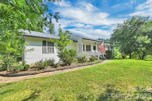 553 Morgan Branch Road, Marshall, NC 28753