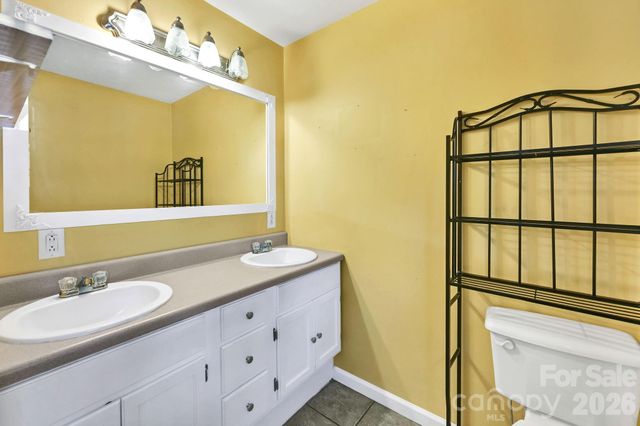 553 Morgan Branch Road, Marshall, NC 28753