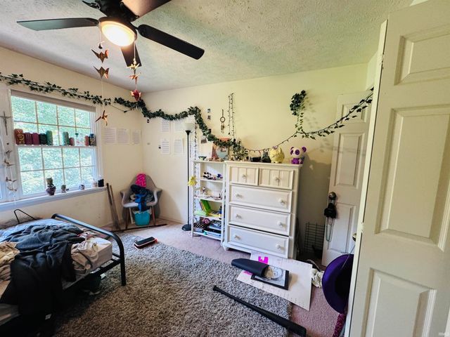 2960 Sycamore Lane, Bremen, IN 46506