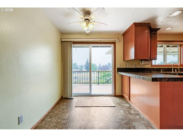15207 Se ONDO RIVERA Dr, Damascus, OR 97089