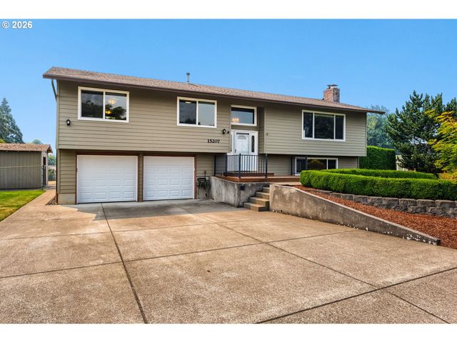 15207 Se ONDO RIVERA Dr, Damascus, OR 97089