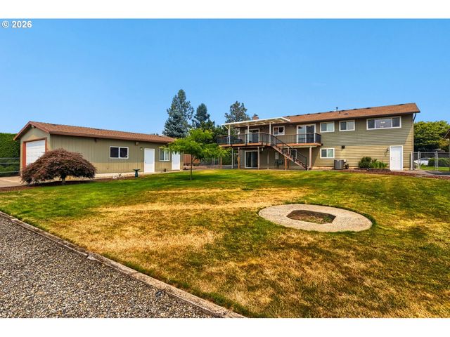 15207 Se ONDO RIVERA Dr, Damascus, OR 97089