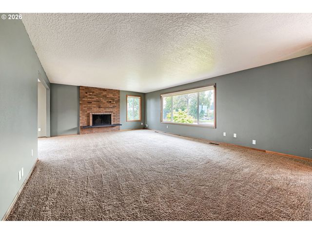 15207 Se ONDO RIVERA Dr, Damascus, OR 97089