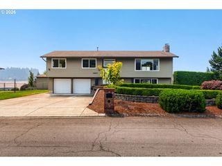 15207 Se ONDO RIVERA Dr, Damascus, OR 97089