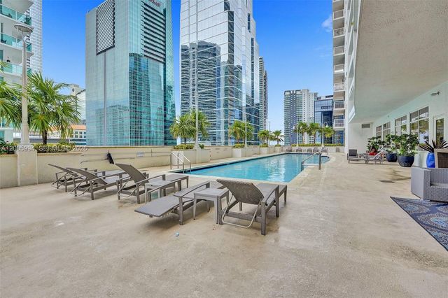 1200 Brickell Bay Dr 1910, Miami, FL 33131