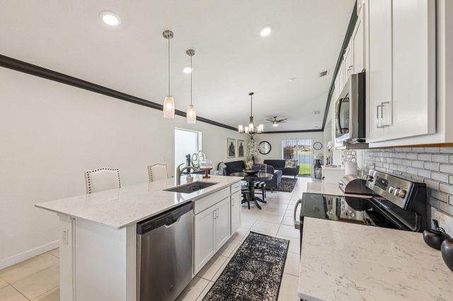923 Bent Creek Drive, Fort Pierce, FL 34947