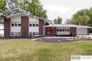 667 Dillon Drive, Omaha, NE 68132