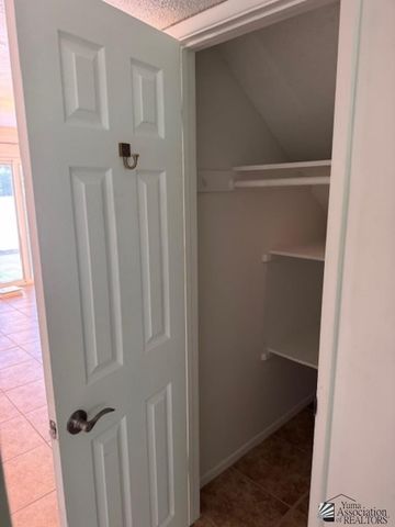 2900 S Palo Verde Ln, Yuma, AZ 85365
