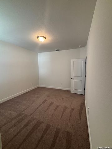 771 N Academy Ave, New Braunfels, TX 78130