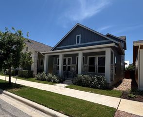 771 N Academy Ave, New Braunfels, TX 78130