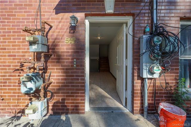 517 Milford Street, Brooklyn, NY 11208