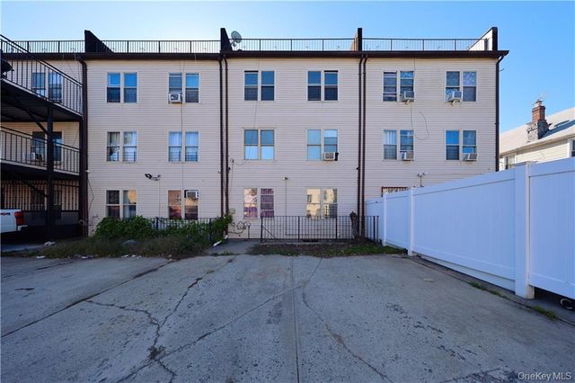 517 Milford Street, Brooklyn, NY 11208