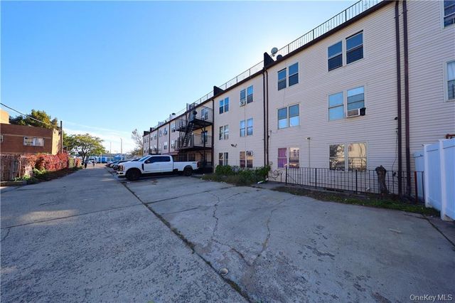 517 Milford Street, Brooklyn, NY 11208