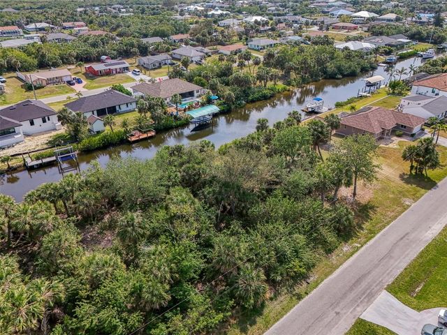 18706 FORT SMITH CIRCLE, Port Charlotte, FL 33948