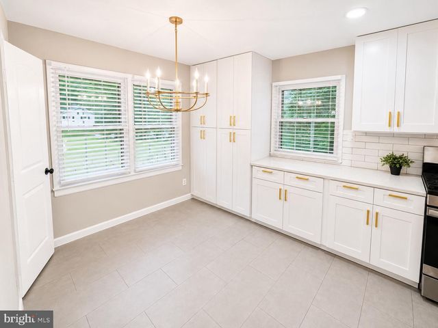 3506 BEVERLY DR, Annandale, VA 22003