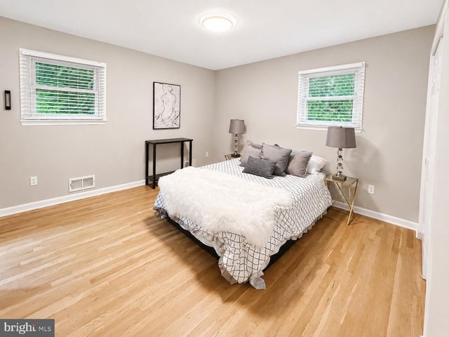 3506 BEVERLY DR, Annandale, VA 22003