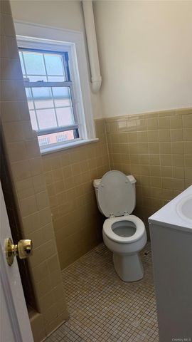 89-28 207th Street 2nd Floor, Queens Village, NY 11427