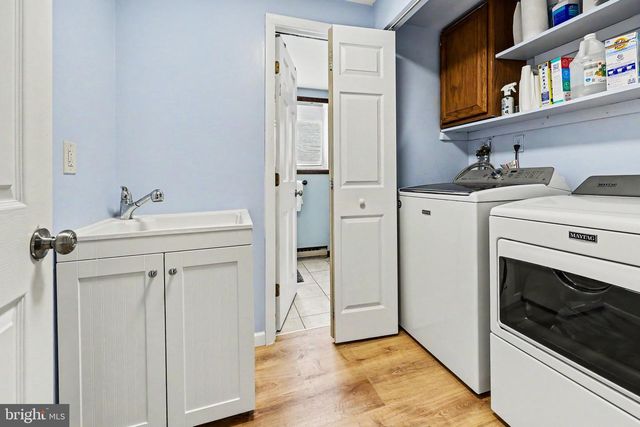 5592 MERCURY CT, Harrisburg, PA 17109