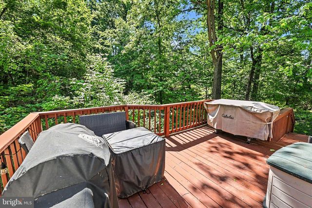 5592 MERCURY CT, Harrisburg, PA 17109