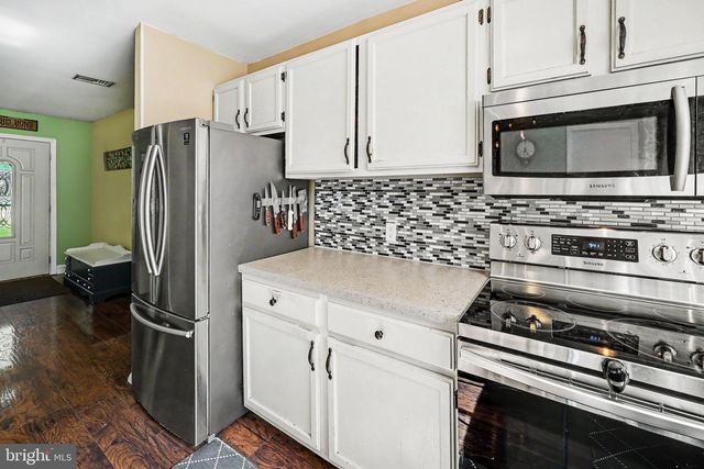 5592 MERCURY CT, Harrisburg, PA 17109