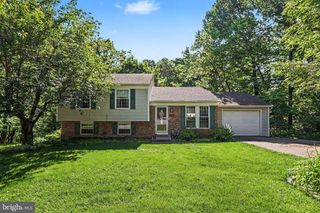 5592 MERCURY CT, Harrisburg, PA 17109