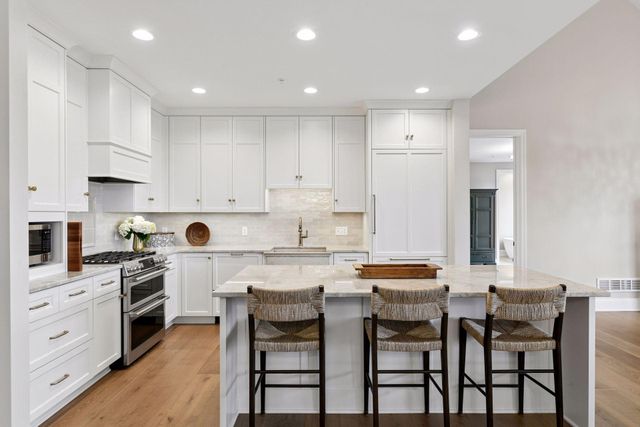 5465 Lost Lake Lane, Mound, MN 55364