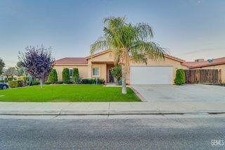 5002 Mar Grande Drive, Bakersfield, CA 93307
