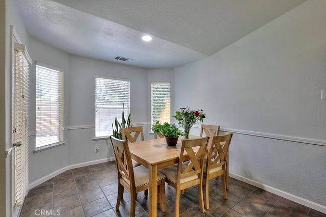5659 W Menlo, Fresno, CA 93722