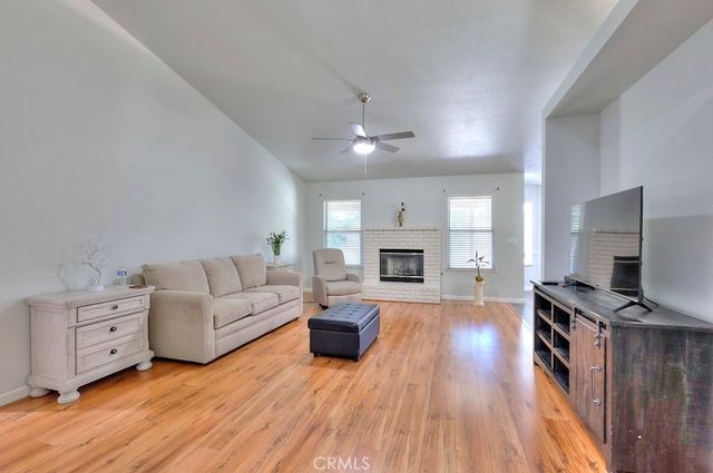 5659 W Menlo, Fresno, CA 93722