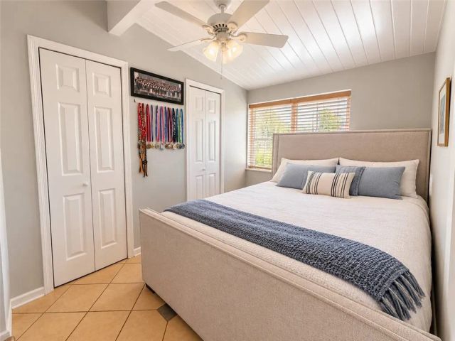 6830 Sylvia Avenue, Reseda, CA 91335