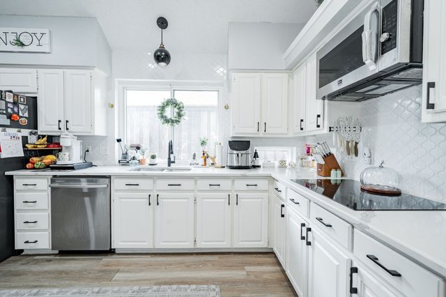 2102 Greenview Drive, Carrollton, TX 75010