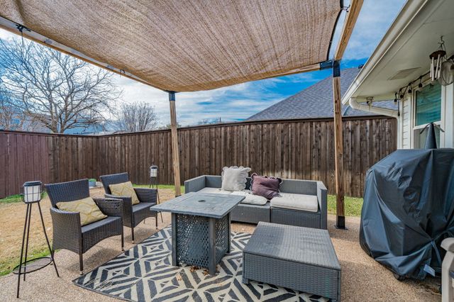 2102 Greenview Drive, Carrollton, TX 75010