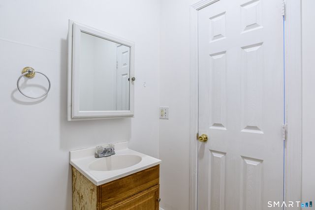 293 Division Street, New Haven, CT 06511