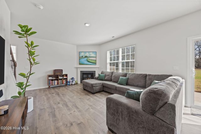 145 Pumpernickel Place, Washington, NC 27889