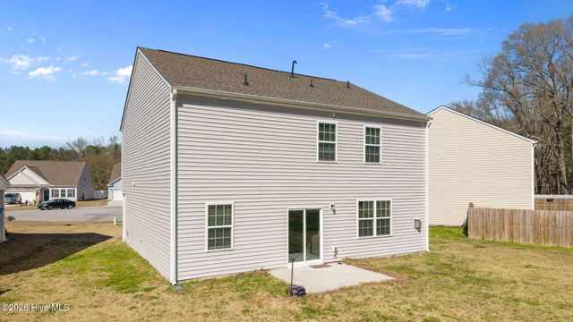 145 Pumpernickel Place, Washington, NC 27889