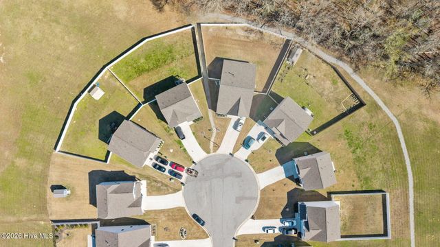 145 Pumpernickel Place, Washington, NC 27889