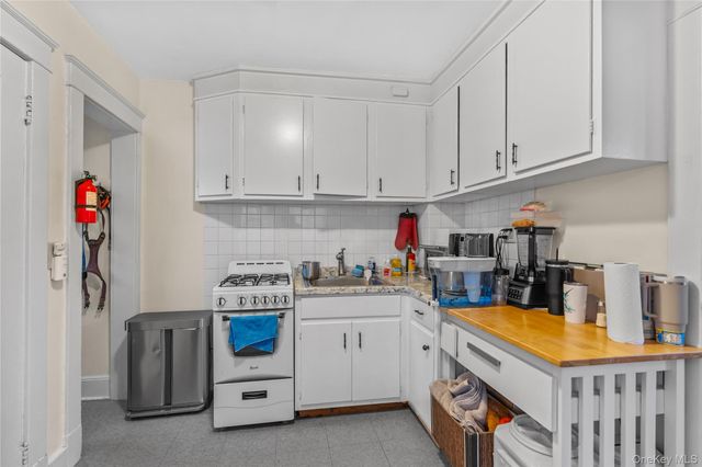 63 Grant Avenue, White Plains, NY 10603