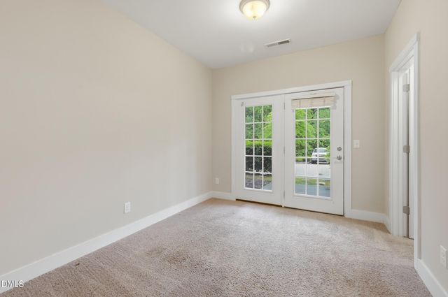 2801 Wilshire Hill Drive 105, Raleigh, NC 27604