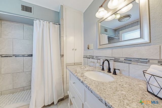 3508 Moulton Road, Gonzales, TX 78629