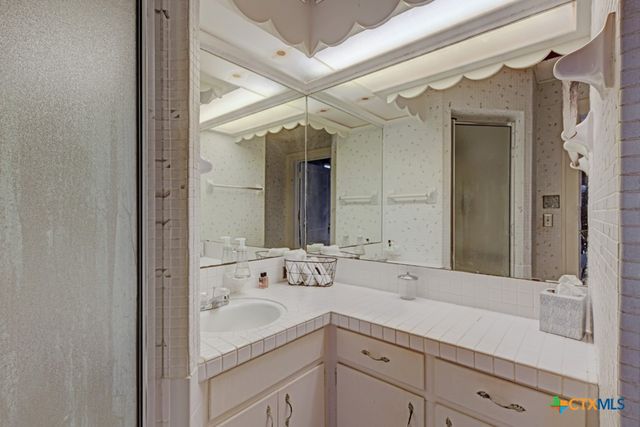 3508 Moulton Road, Gonzales, TX 78629