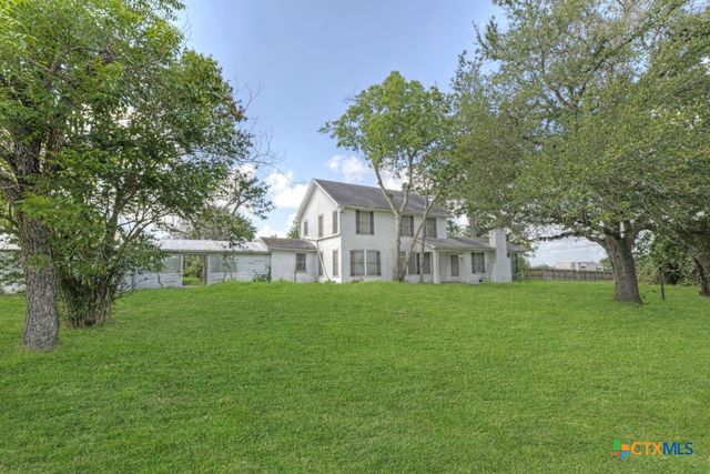 3508 Moulton Road, Gonzales, TX 78629