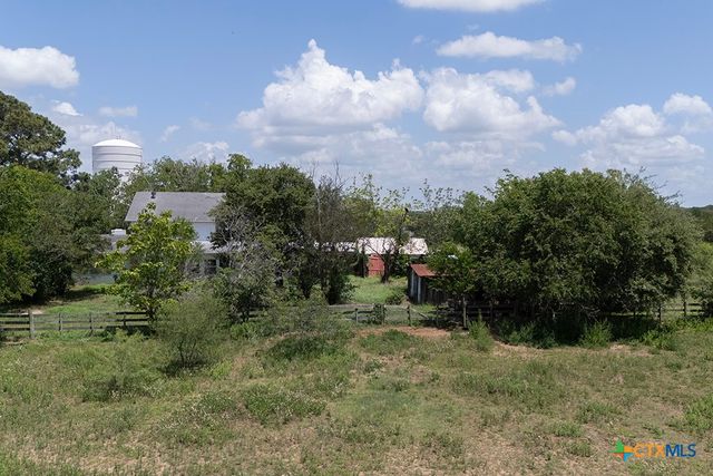 3508 Moulton Road, Gonzales, TX 78629