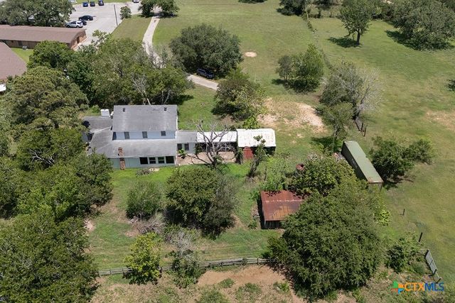 3508 Moulton Road, Gonzales, TX 78629