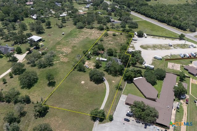 3508 Moulton Road, Gonzales, TX 78629