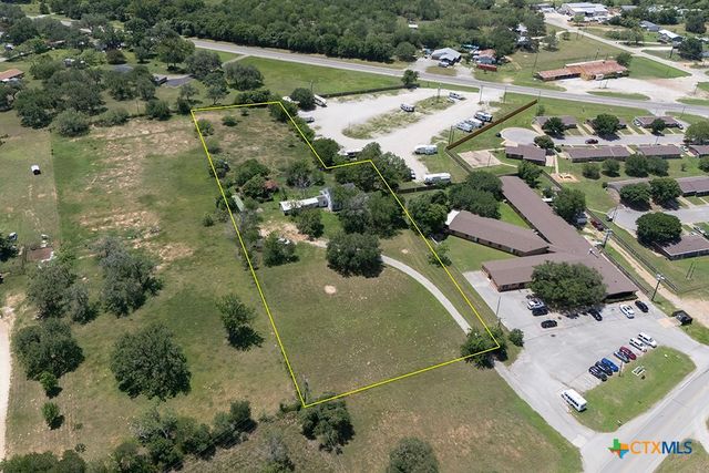 3508 Moulton Road, Gonzales, TX 78629