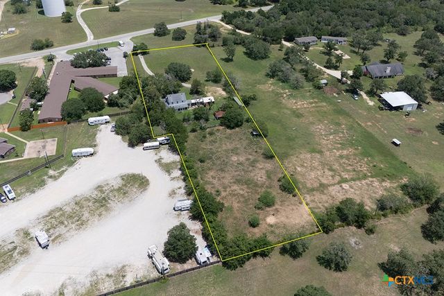 3508 Moulton Road, Gonzales, TX 78629